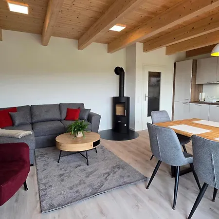 Suedgarten Mit Kamin An Der Ostsee Kalkhorst